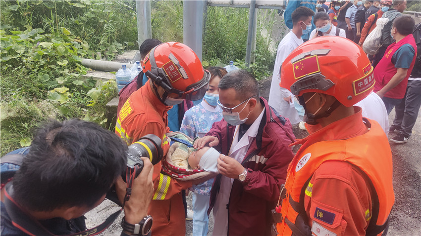 王堅.jpg 王堅.jpg