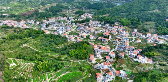 軍營(yíng)村俯瞰。人民網(wǎng)記者 陳博 攝